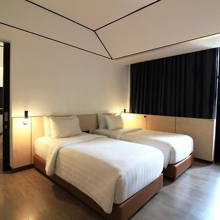 Gaia Cosmo Hotel Yogyakarta Exterior foto
